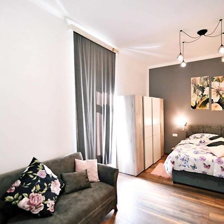 Apartment Carissima-Direct On Sea, Lovran-Opatija Exterior photo
